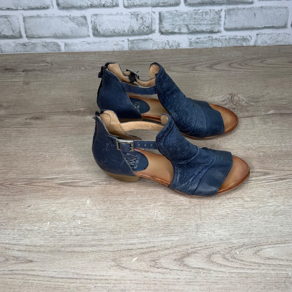 Miz Mooz Corra Wide Blue Leather Laser Cut Open Toe Sandals Size 40 - Picture 4 of 8